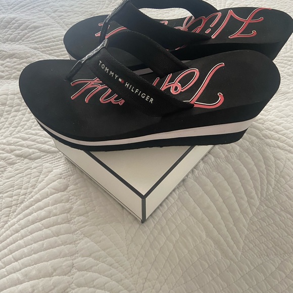 Tommy Hilfiger Wedge Sandals - Picture 2 of 4